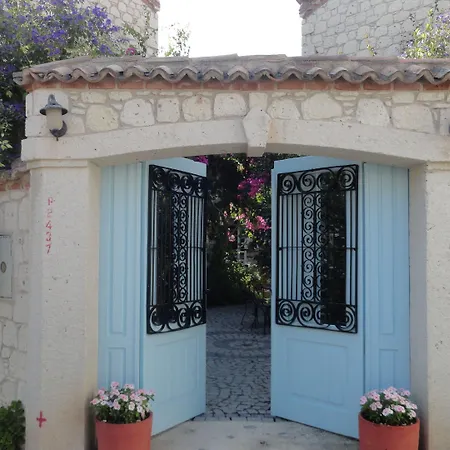 Incirliev - Special Category ホテル 2*