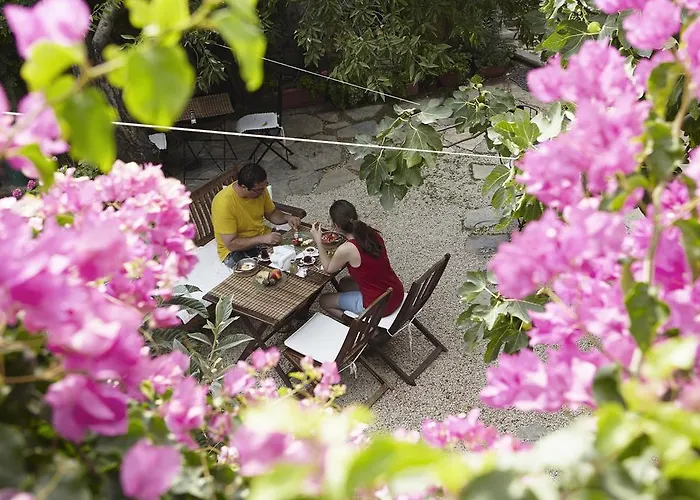 Incirliev - Special Category Hotell